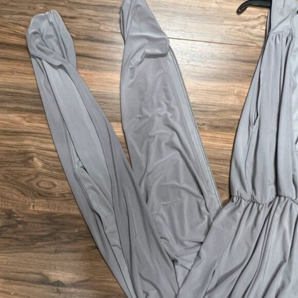 Boohoo size 10 grey jumpsuit - Picture 2 of 5